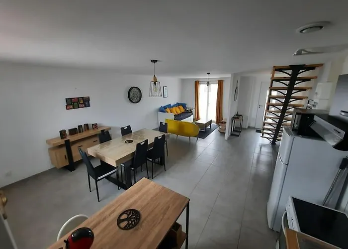 Mouettes Et Chouettes * Saint-Hilaire-Petitville